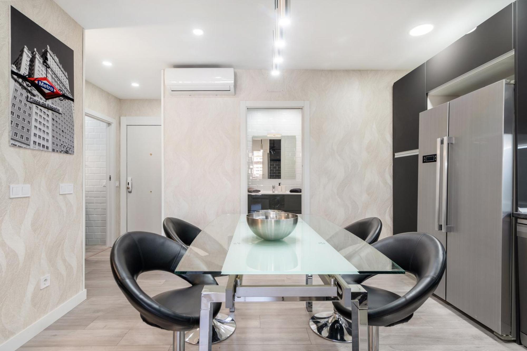 Plaza Espana Apartment Madrid Exterior photo